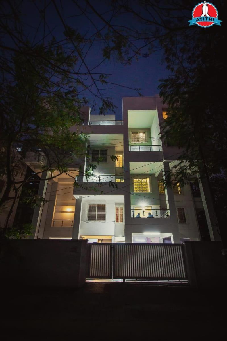Atithi Service Apartment Пуна Экстерьер фото